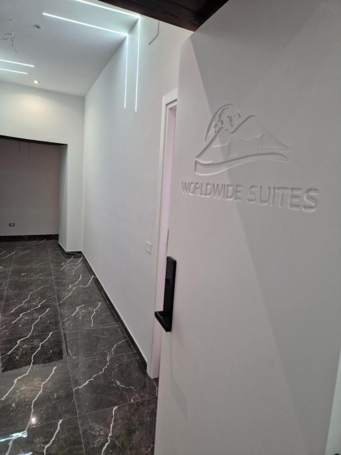 Worldwidesuites Bed & Breakfast *