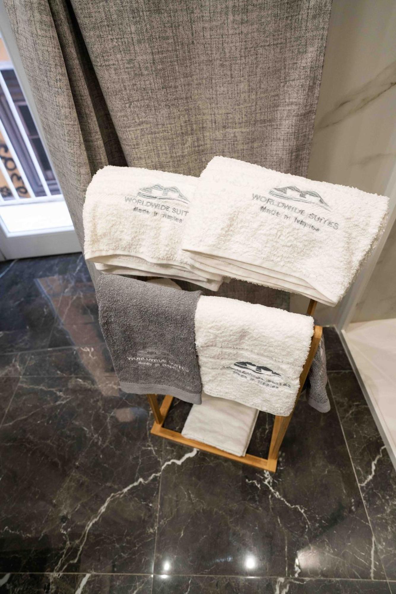 Worldwidesuites Bed & Breakfast Napoli